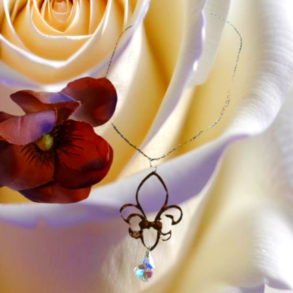 Beautiful handcrafted silver and crystal necklace